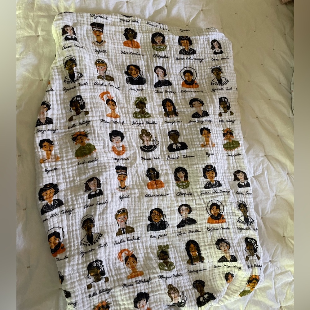 Babyletto Women in History Midi Crib Sheet